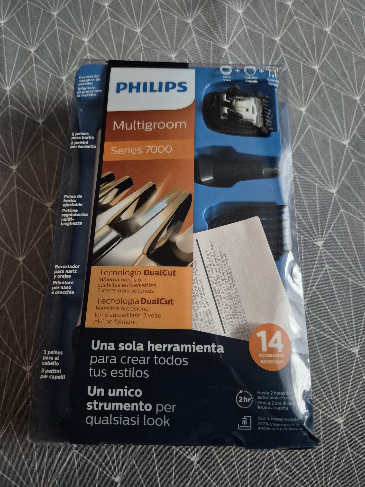 Philips Multigroom Series 7000