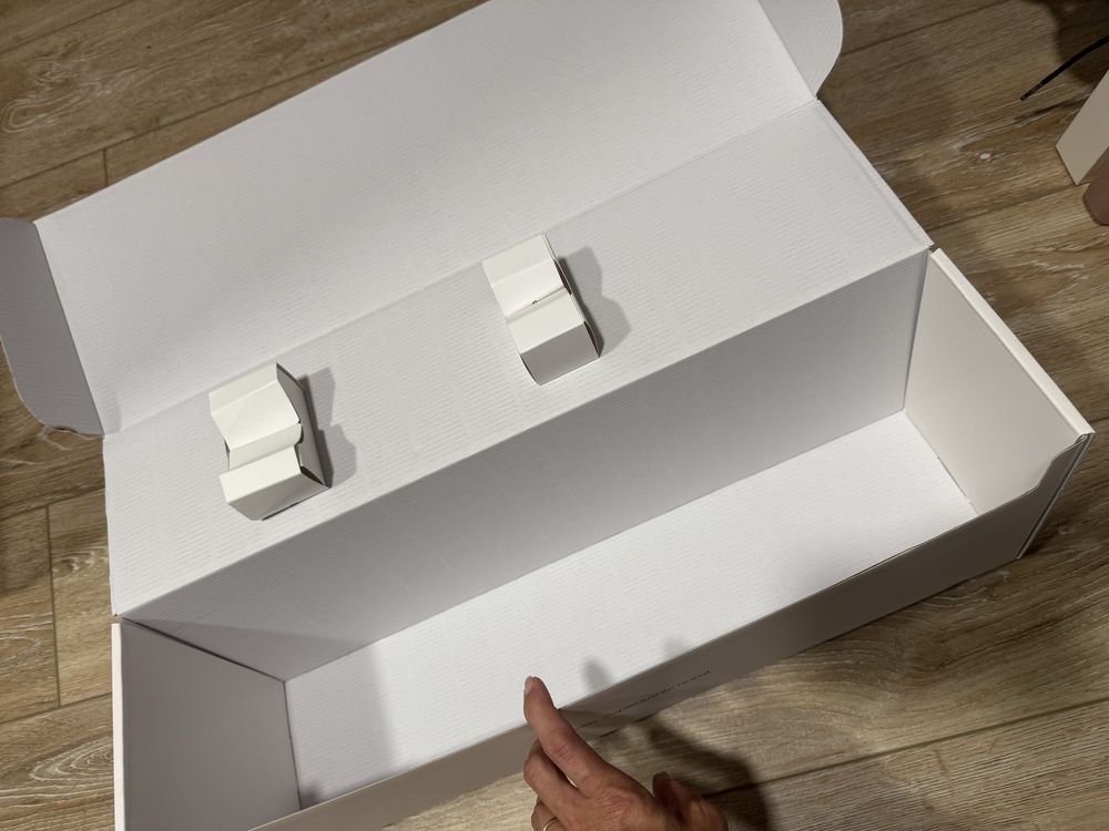 Pudełko Dyson Supersonic Nural