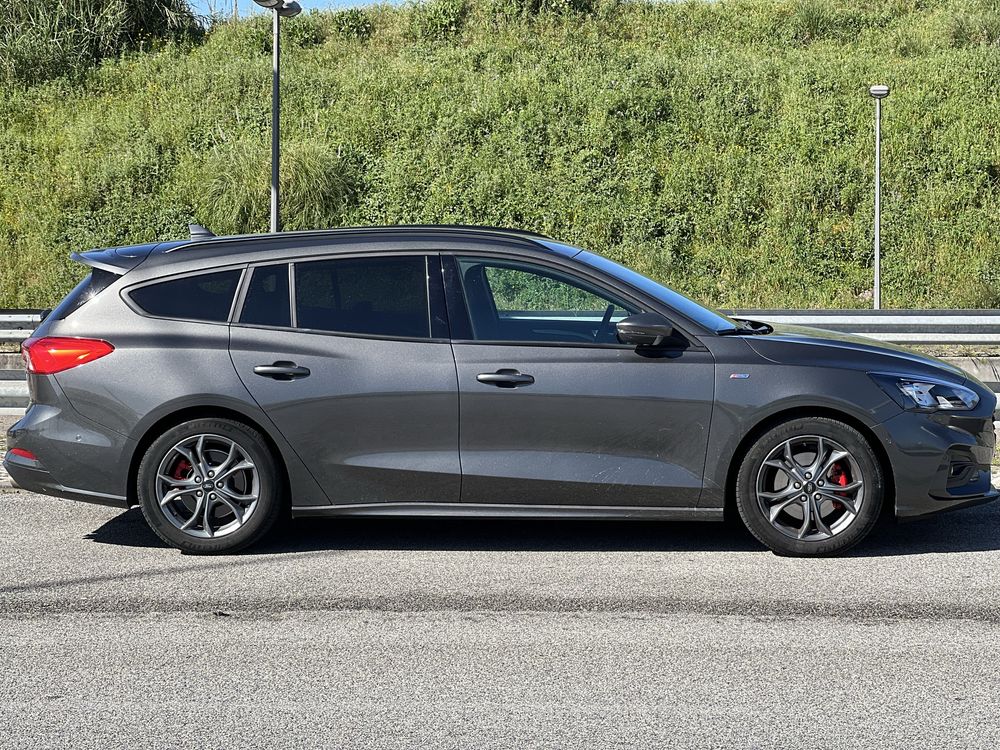 Ford Focus ST Line X (Carrinha - Versão 155cv)