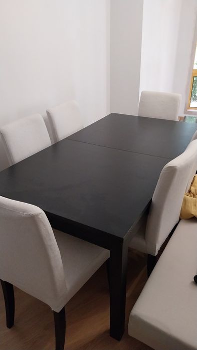 Mesa ikea extensível e 6 cadeiras