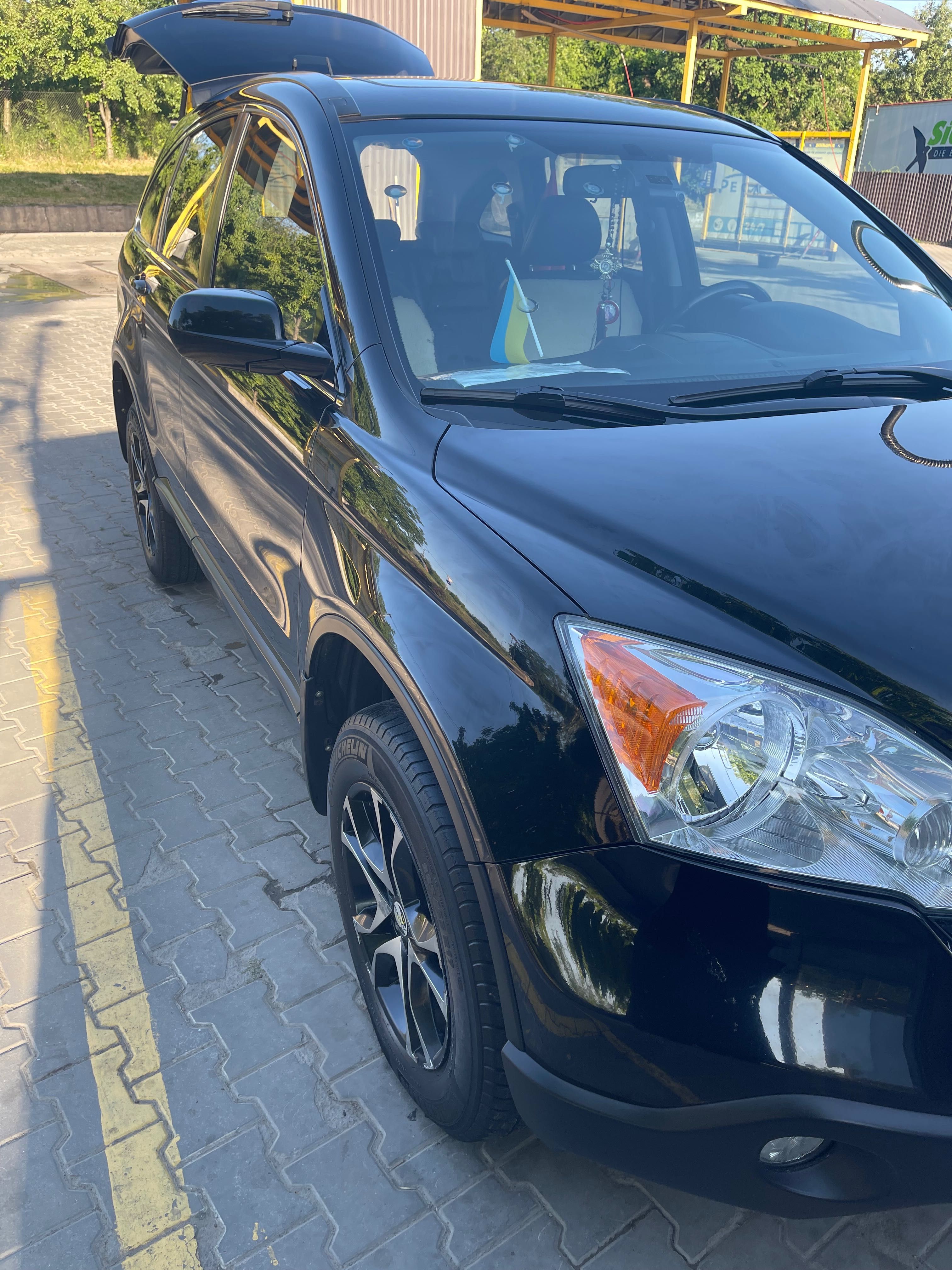 ПРОДАМ HONDA CR - V 2.4 газ/ бензин 2008 року 4x4 в дуже гарному стані