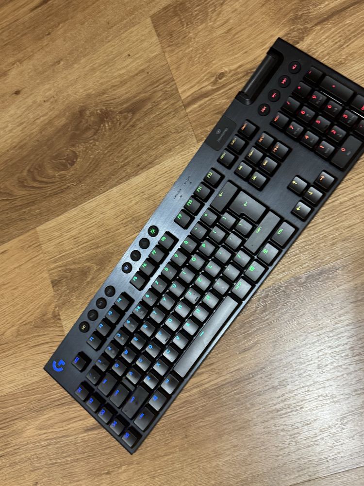 Klawiatura mechaniczna Logitech G915 Clicky