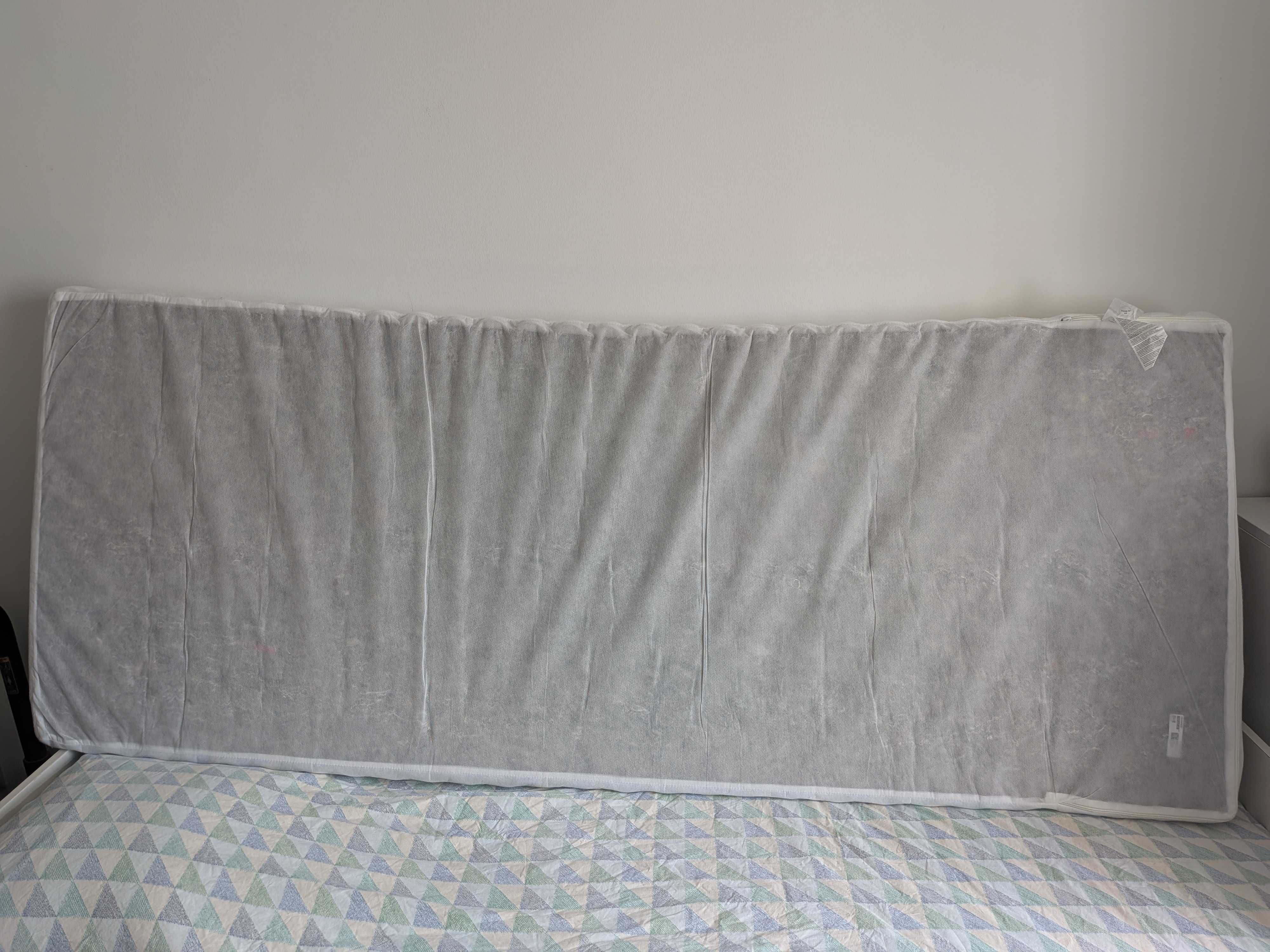 Colchão molas Ikea VANNAREID 200*80cm com pouco uso e limpo como novo