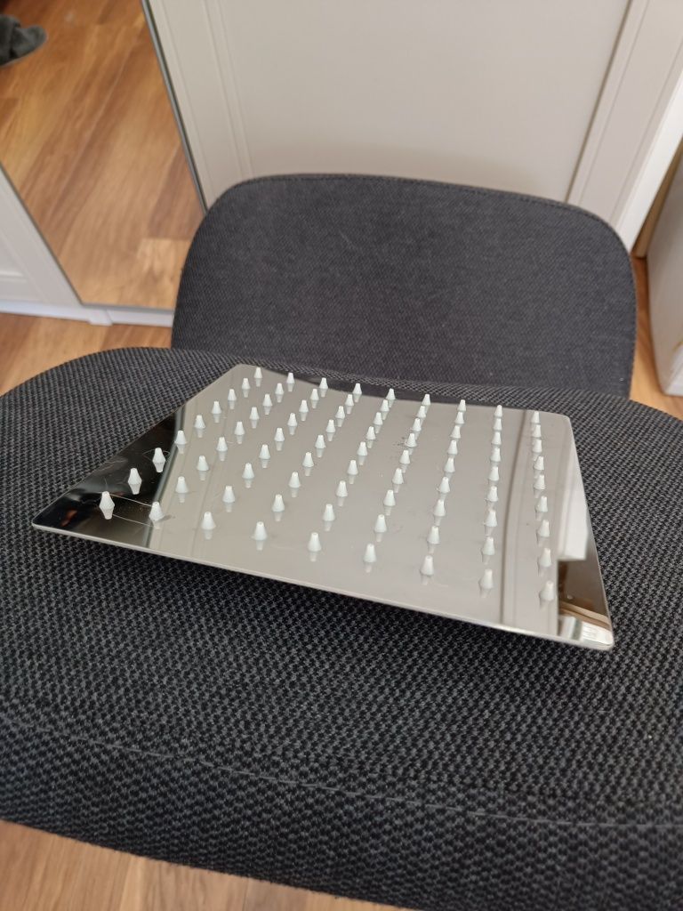 Deszczownica kwadratowa Estiva Slim Quadro 20