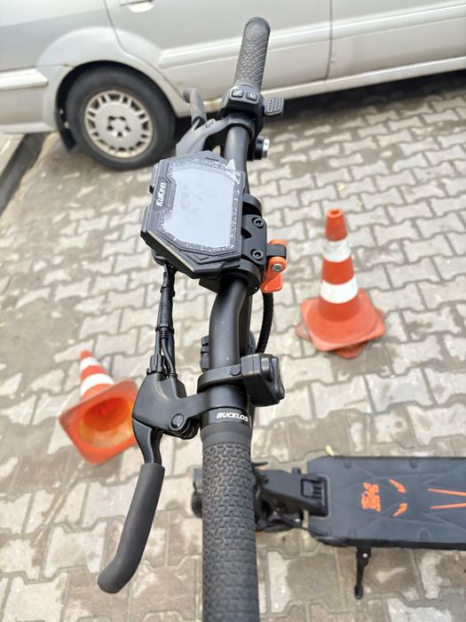 Продам електросамокат KuKirin G2 Master 2025