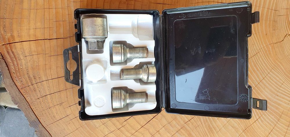 Zestaw śrub zabezpiczających (złodziejka) Vw Tiguan