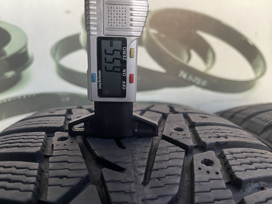 Зимние шины 235 45 17 Nokian