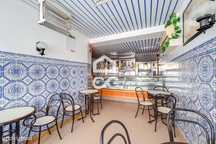 Espaço Comercial Café/Pastelaria Totalmente Equipado | Vimieiro, Arrai