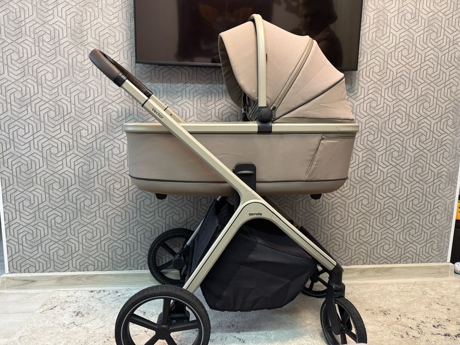 Коляска Carrello Vector