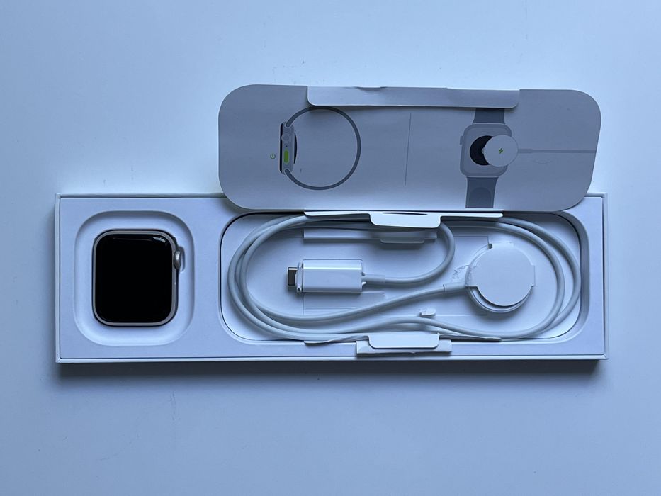 OUTLET Apple Watch SE 2gen Cellular 40mm Księżycowa poświata S/M FV23