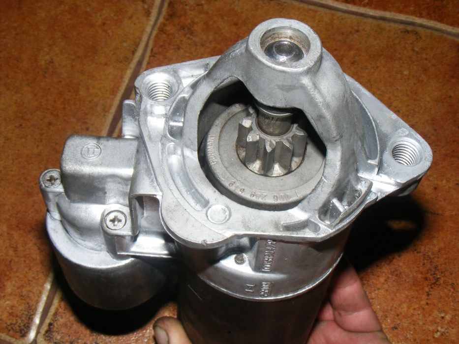 Стартер Passat B5 Audi 80 A4 Skoda Superb 1.6 1.9 TDi 0001110122 D7R33