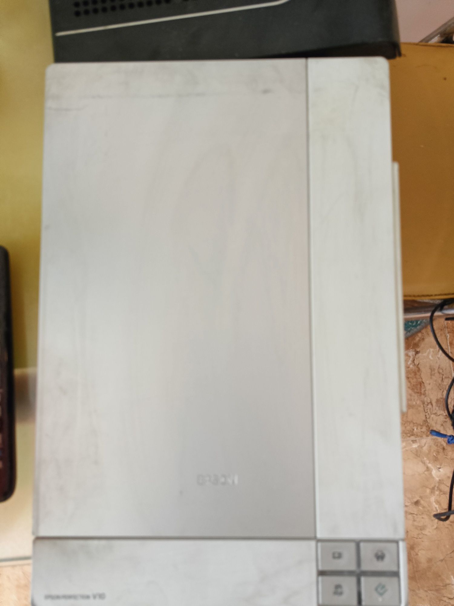 Сканер Epson Microtek ScanMaker V10.