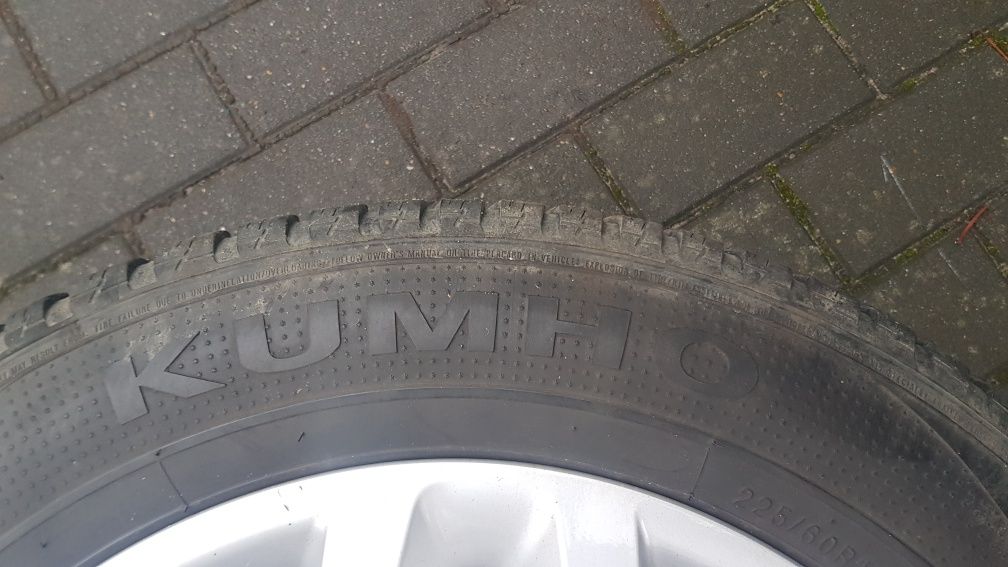 4 szt. opony zimowe Kumho 225/60/17