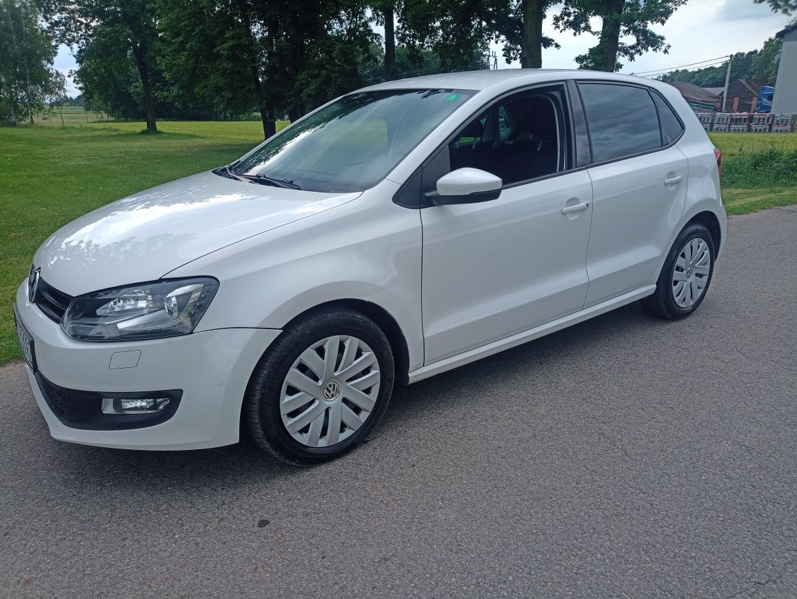 Sprzedam VW polo R,2010r,75KM,1,6tdi, bogate wyposażenie,ksenon,led