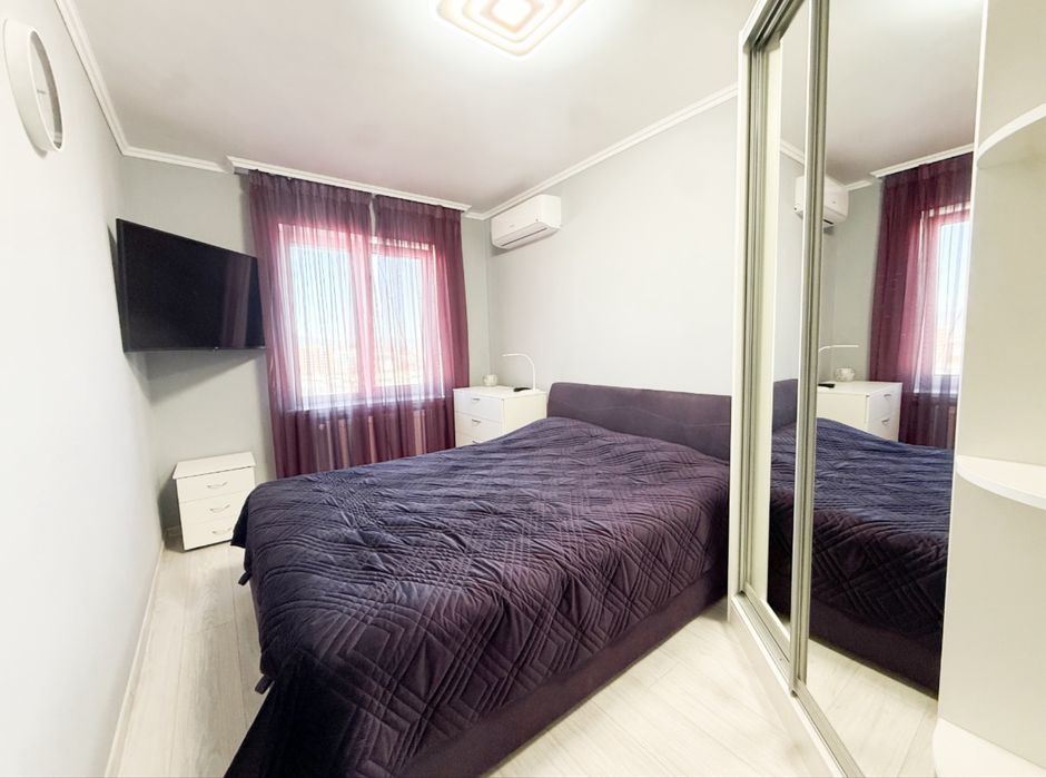 Продаж 2к квартири вул. І.Зріні