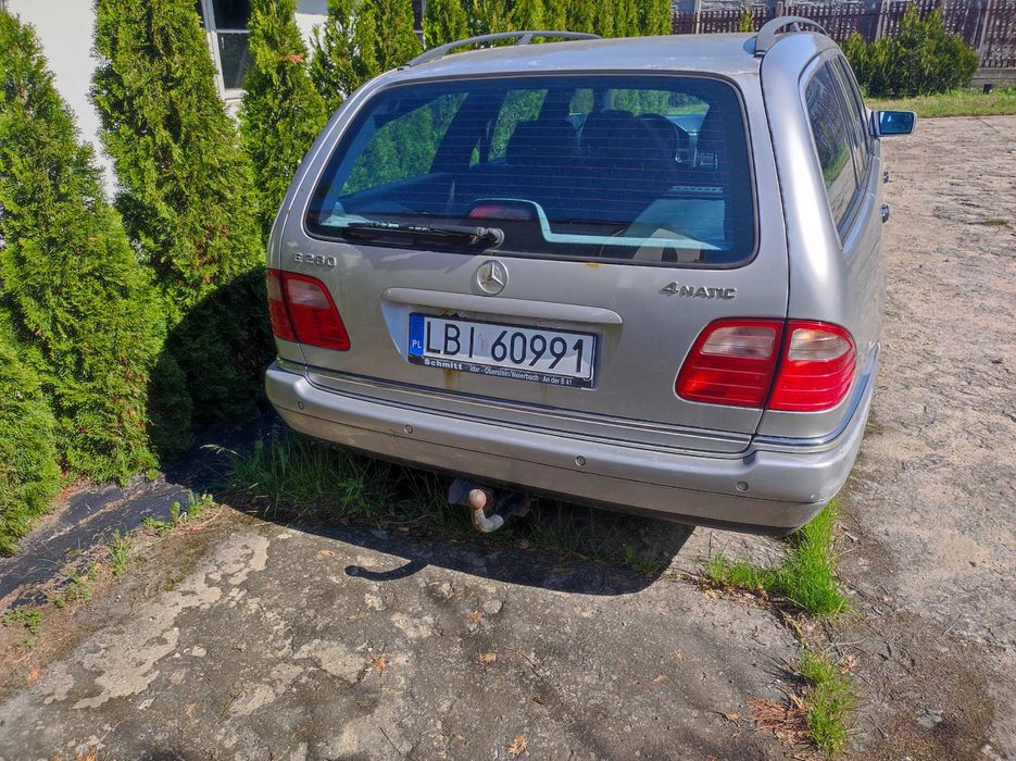 Mercedes W210 2.8 V6 4 - matic 4matic z LPG