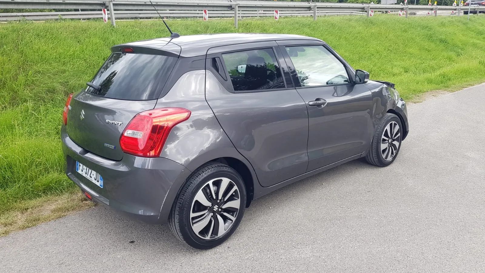 Suzuki Swift Suzuki Swift 2019 rok Hybryda Niski przebieg!!!