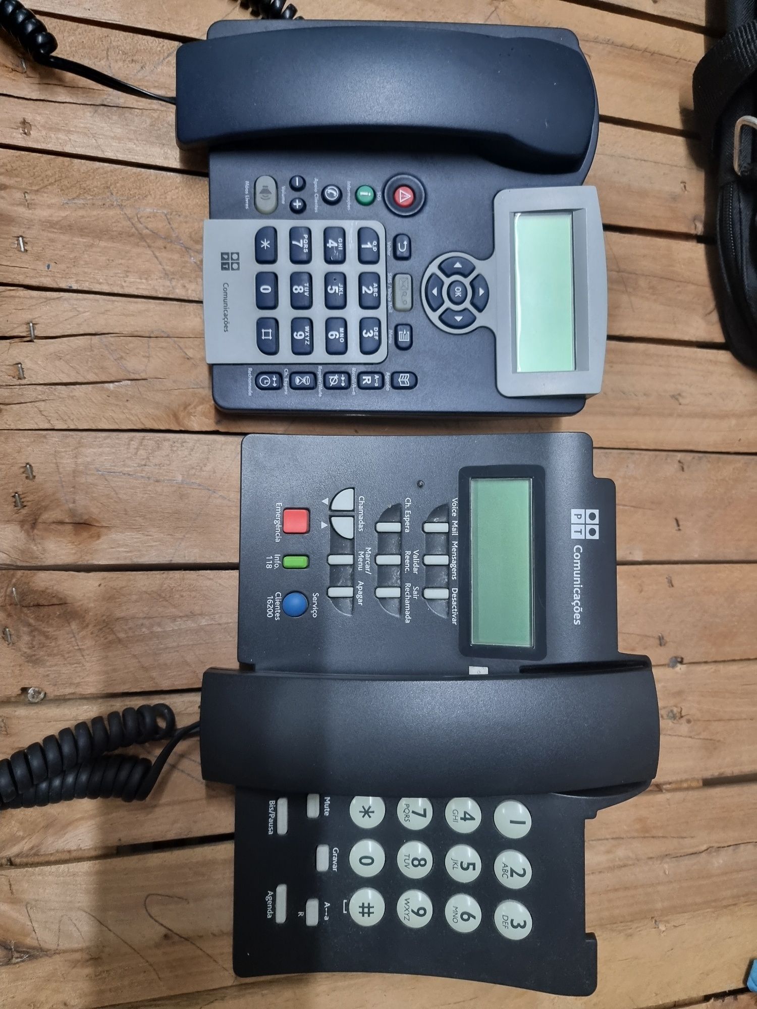 Vendo 2 telefones antigos