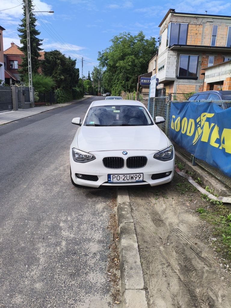 Sprzedam samochód BMW 114D 2015