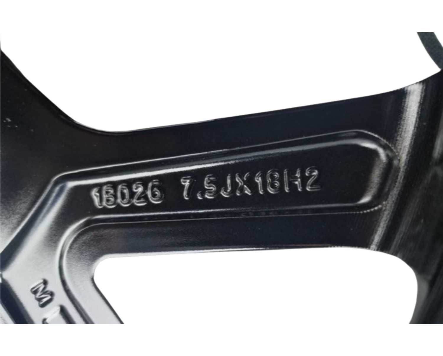 Felgi Alu R 18'' 5x114.3 camry vitara sx4 mazda mitsubishi asx