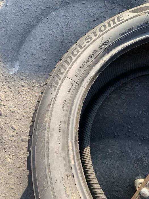 Шини 245/50 R19 пара Bridgestone ранфлет 2023p зима 7мм