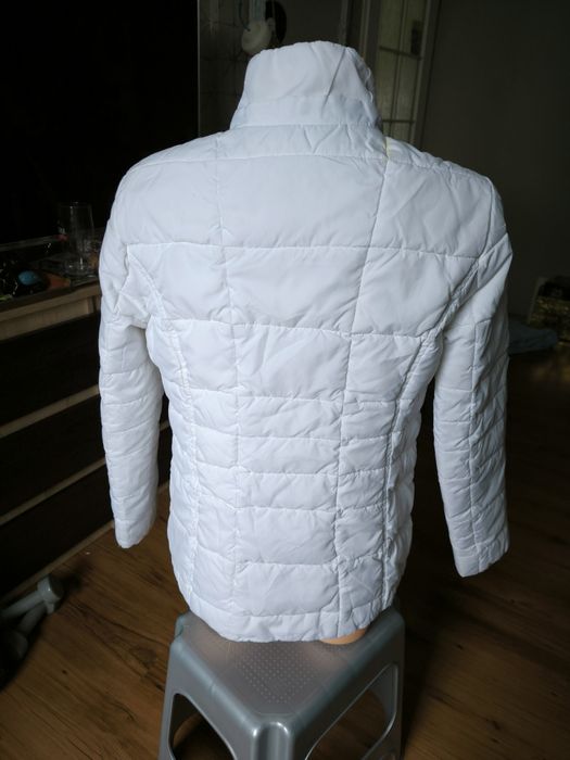 Tommy Hilfiger damska kurtka M biała lekka puchowa przejściowa pikowan