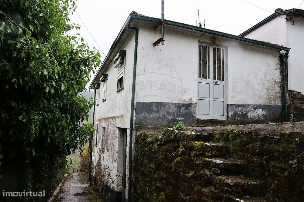 Moradia T2 para venda