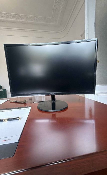 Monotor Samsung stan bardzo dobry