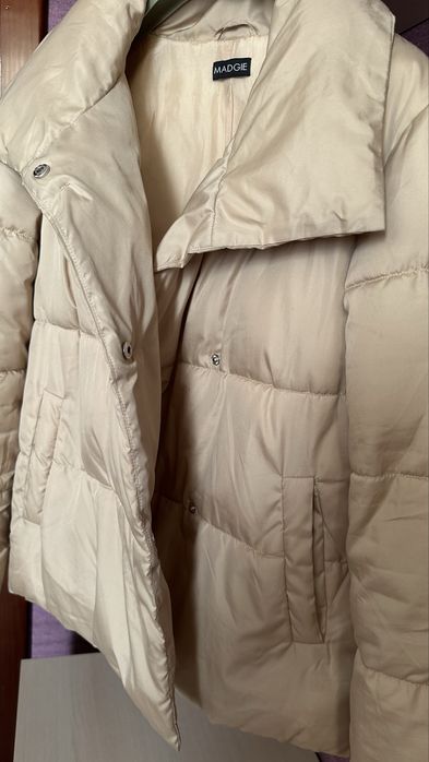 Куртка тепла на синтепоні