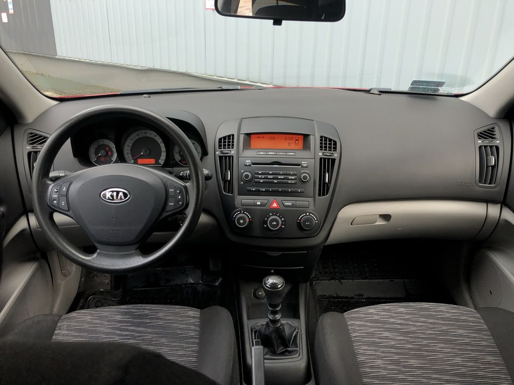 KIA CEED 2007 1,4 benzyna Polska