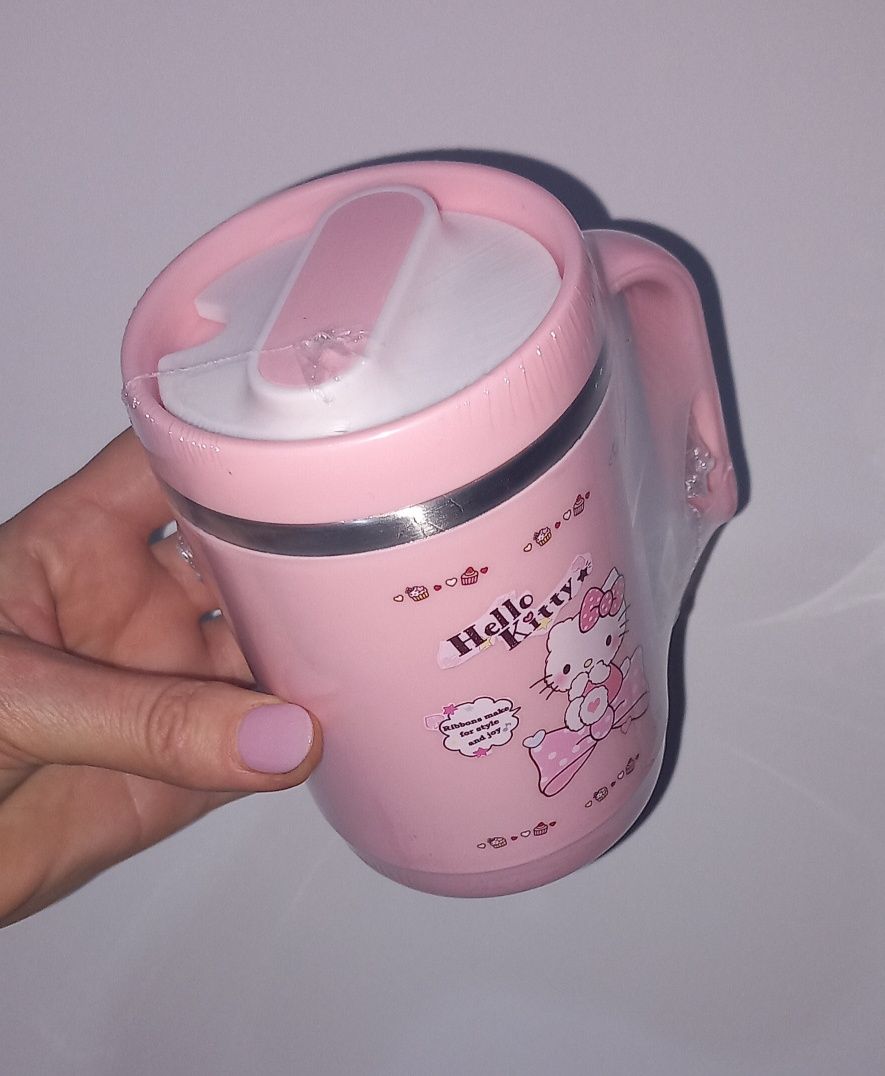 Nowe etui na laptopa + kubek Hello kitty