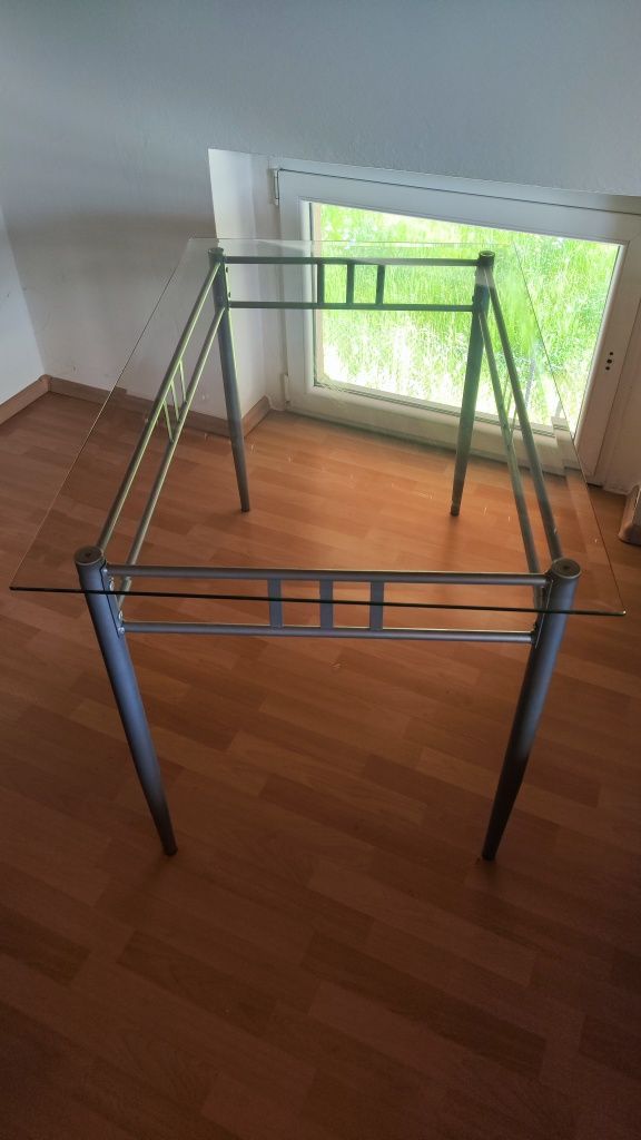 Szklany stół jak nowy Ikea