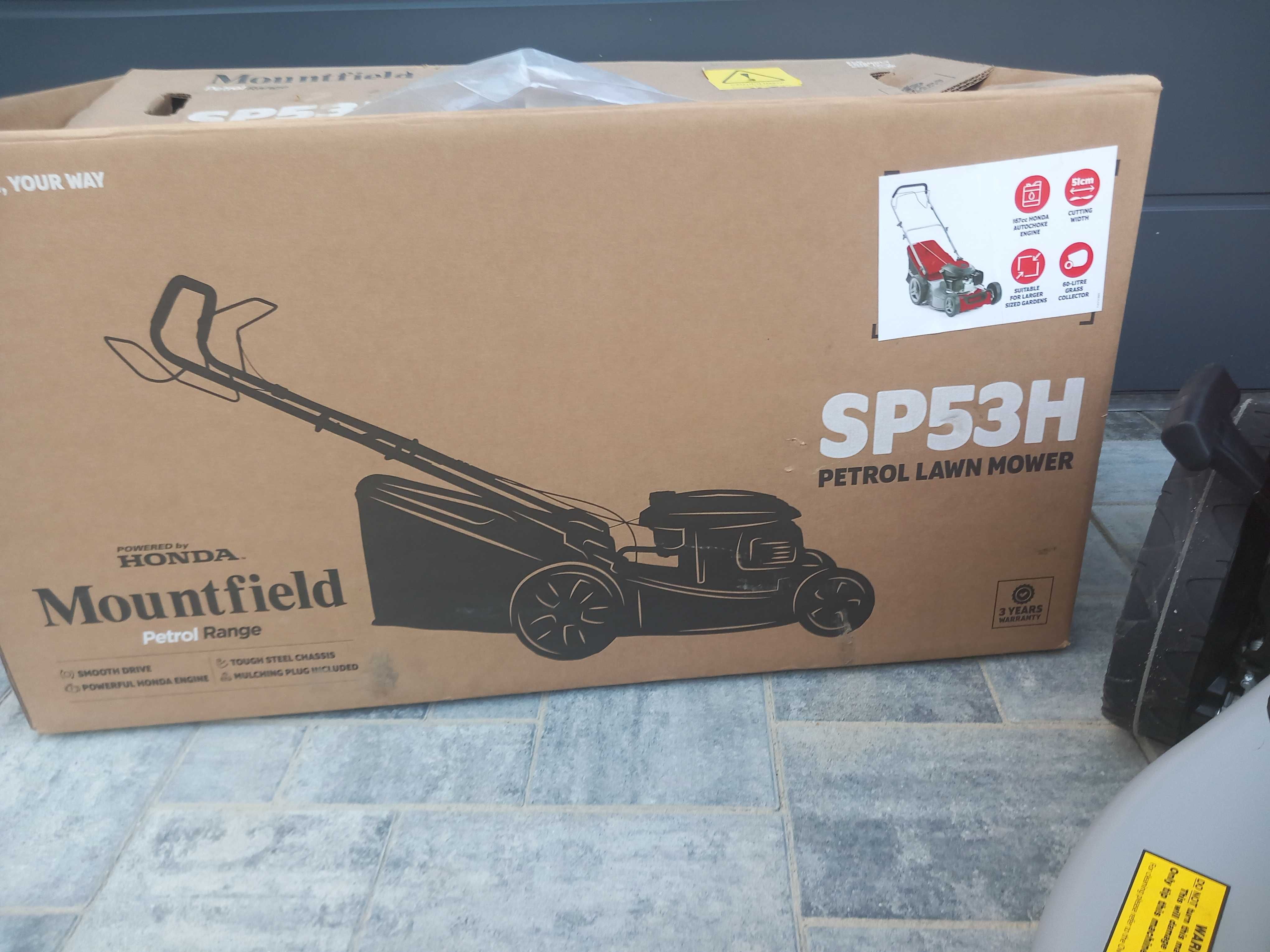 Kosiarka spalinowa z napędem Honda !!! Mountfield SP53H