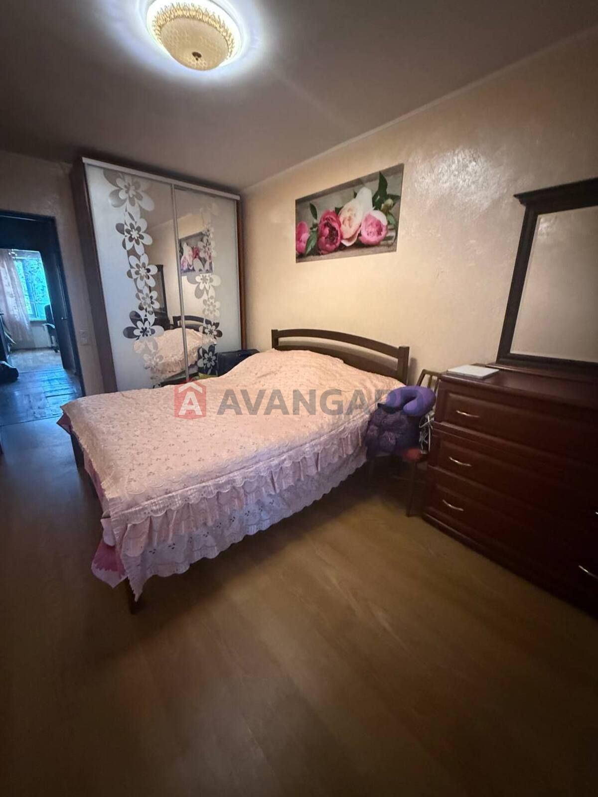 Продам 3к квартиру Центр