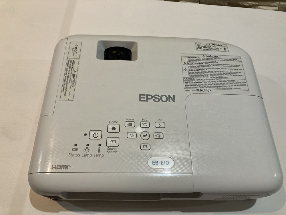 Rzutnik projektor Epson EB-E10