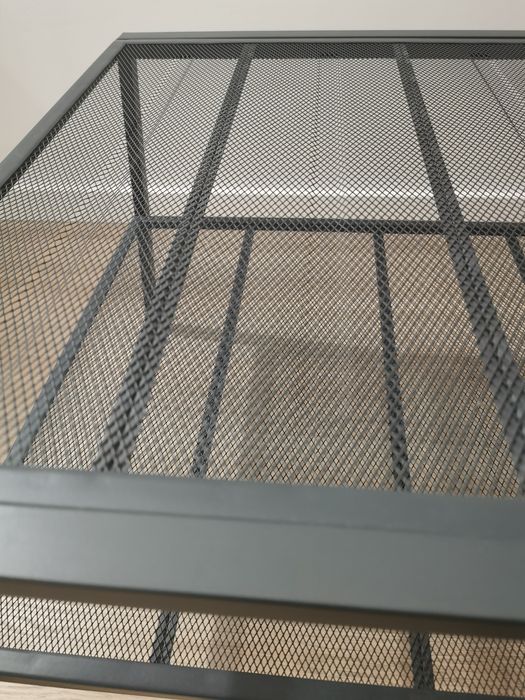 Mesa de centro metálica