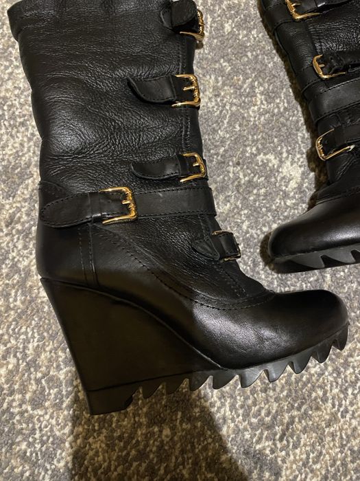 Продам полусапожки новые Basconi 35 разм