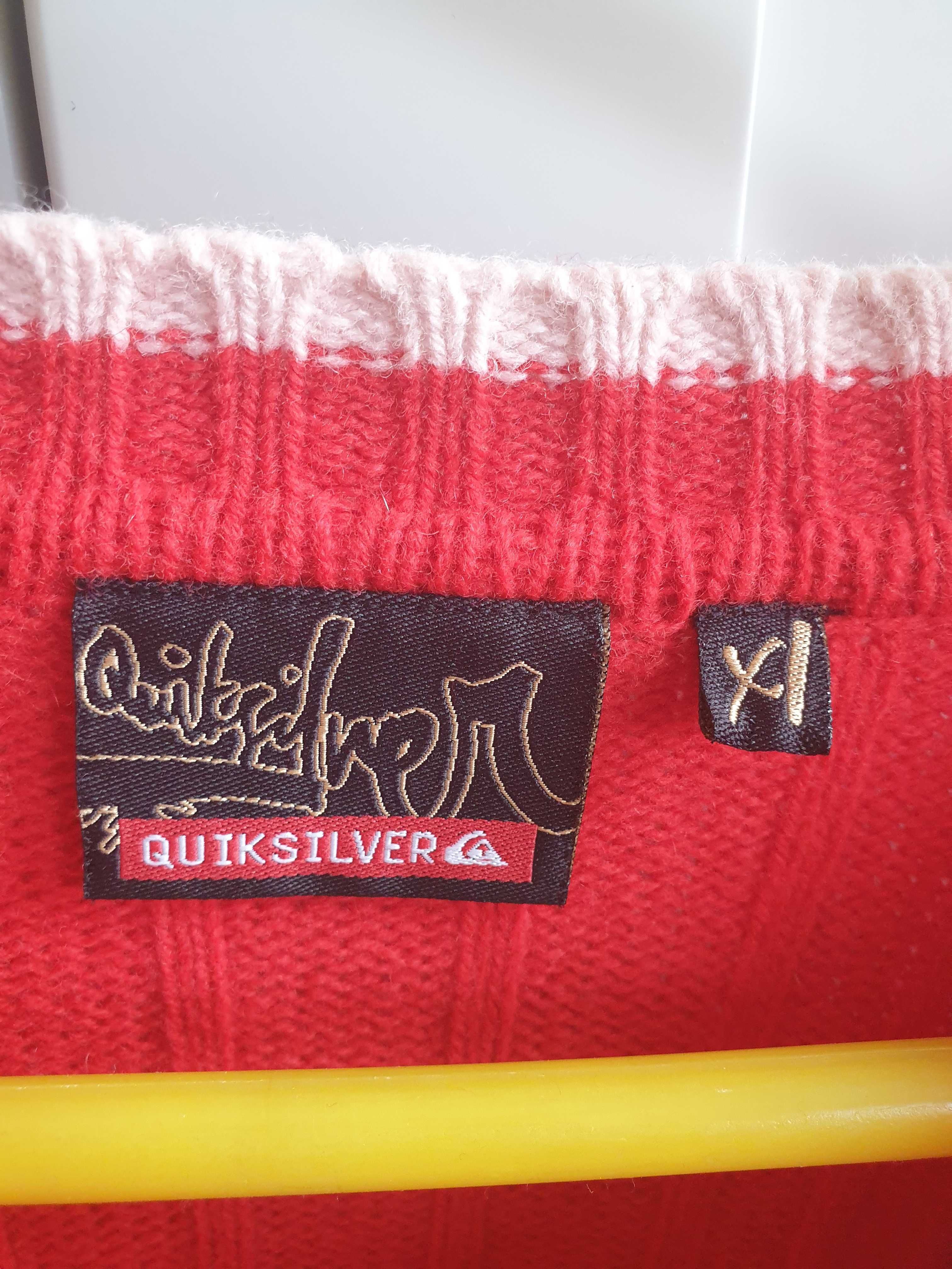 Czerwony sweter z wełny jagnięca wełniany L XL Quicksilver narciarski