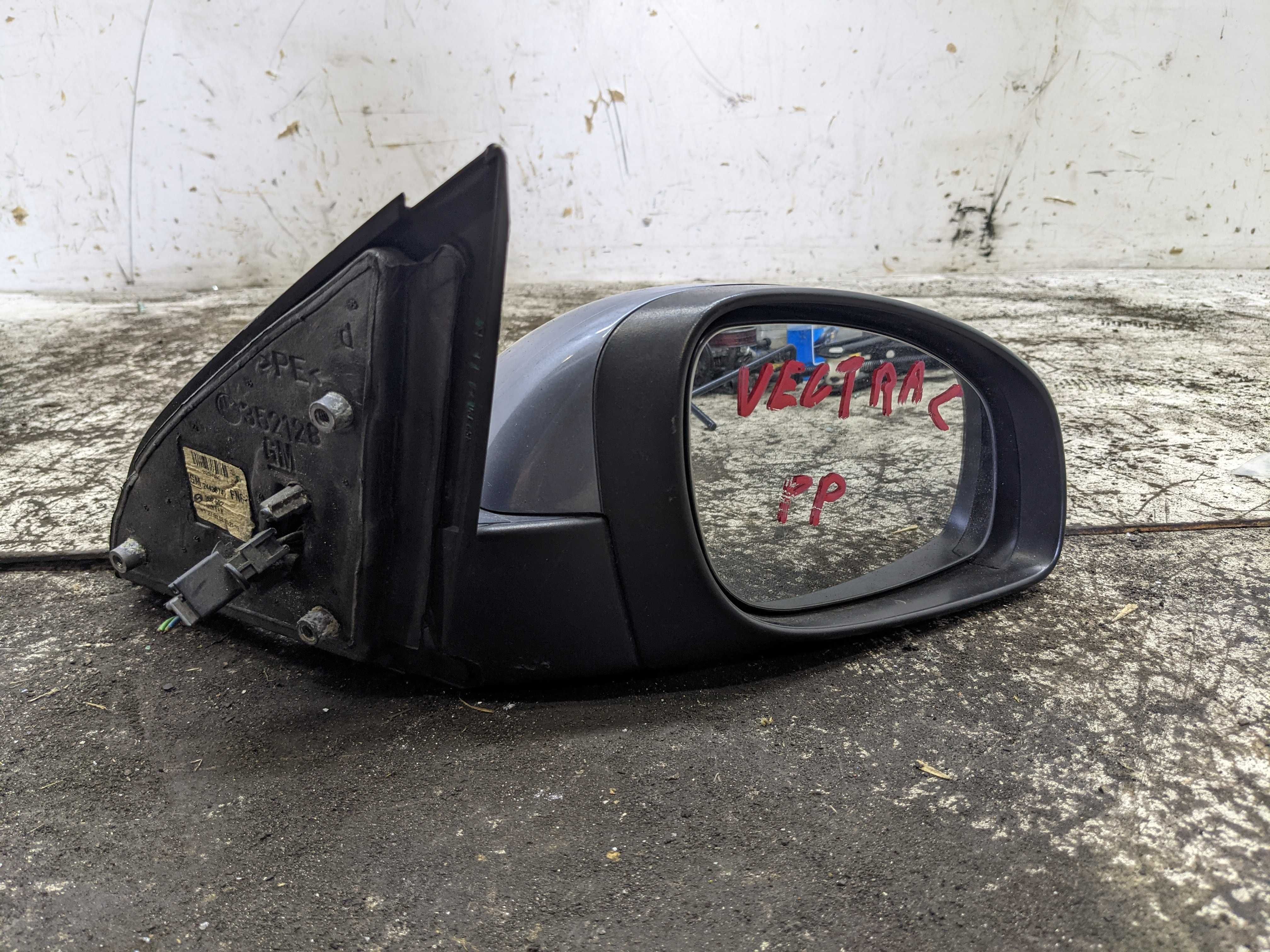 Opel Vectra C Lusterko Prawe Przednie Prawy Przód PP Lakier Z155