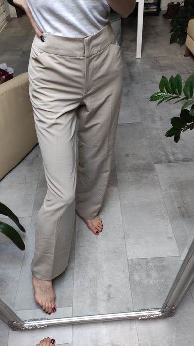 Spodnie w kant wizytowe biurowe garniturowe rozm M