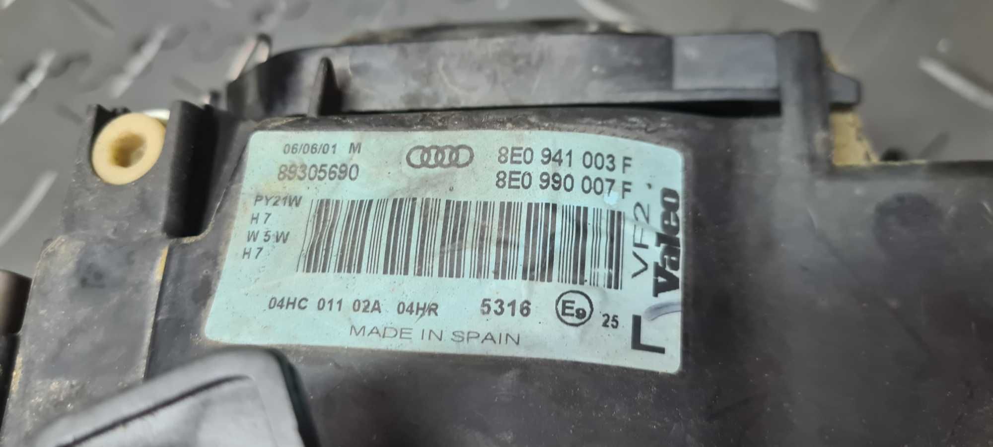 Lampa Przednia Audi A4 B6 Lewa Reflektor Valeo Europa