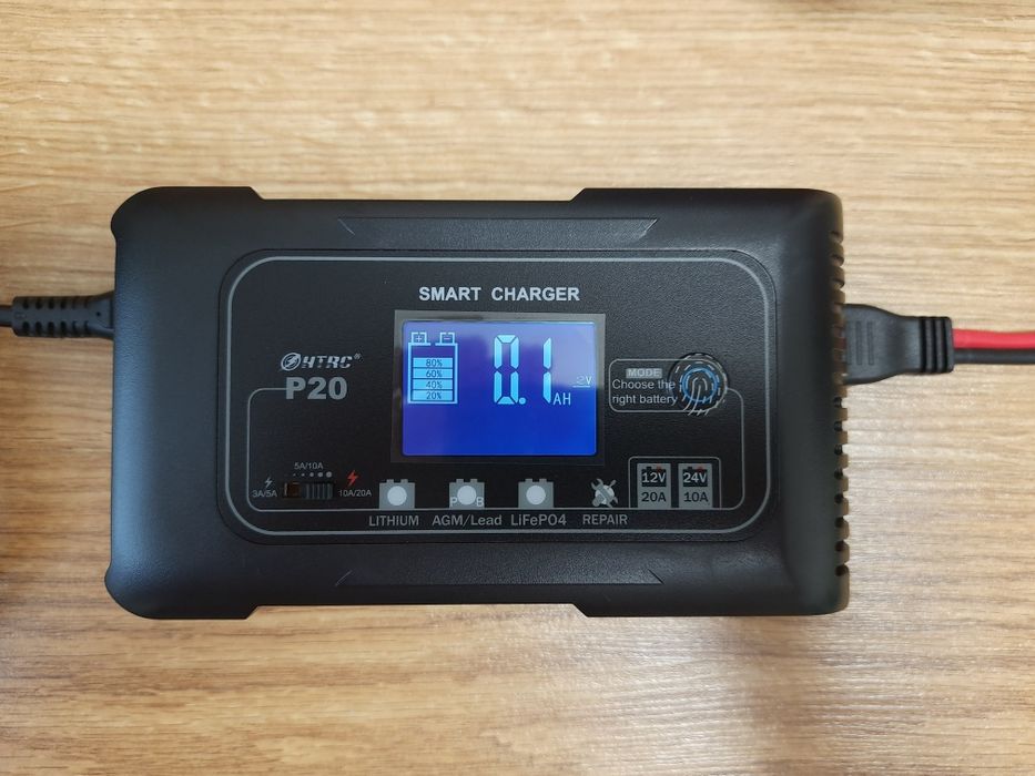 Зарядний пристрій HTRC Р20, P15 для акумуляторів 20А, 15А 12В, 24В