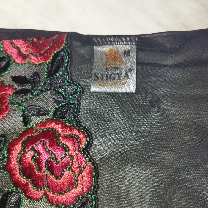 Женский красивый комплект, размер М