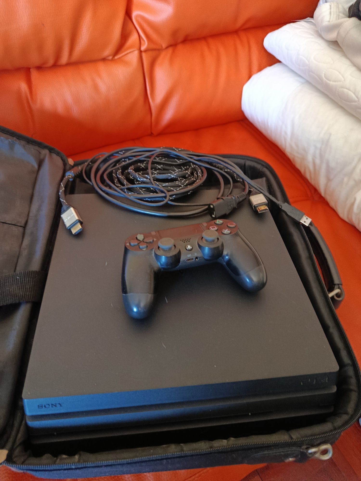 Vendo PlayStation 4 Pro 1tb