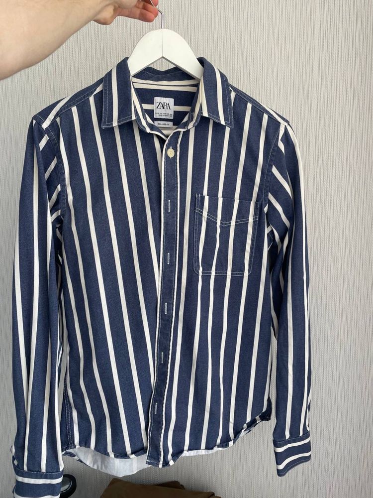 Синя чоловіча сорочка в полоску Zara