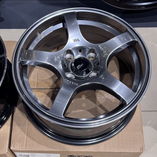 Диски Nissan NV100 Clipper III R15