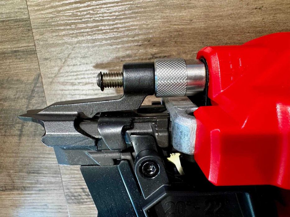 Gwoździarka M18 Milwaukee 2744-20 FFN21 21 stopni 50-90mm