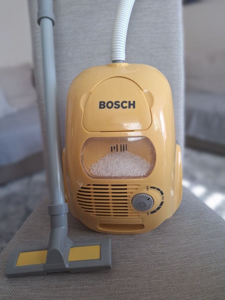 Odkurzacz zabawkowy Bosch