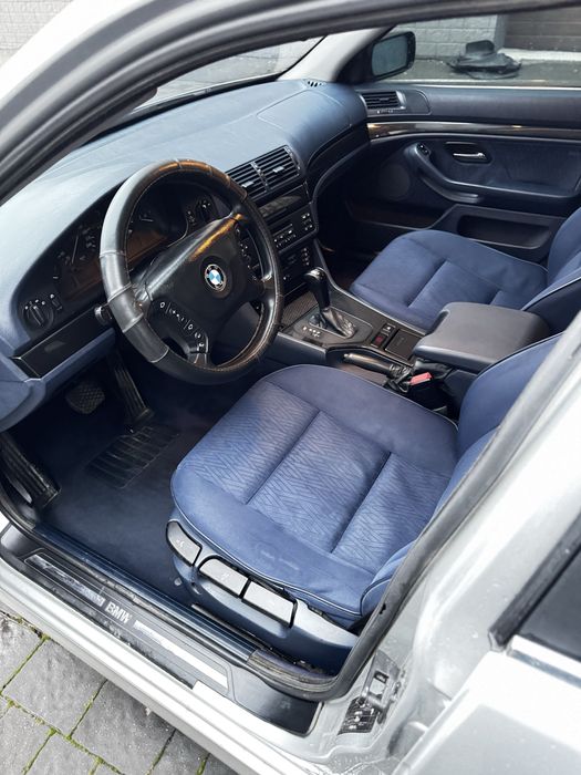 Продам E39 2003року 2.5 дизель