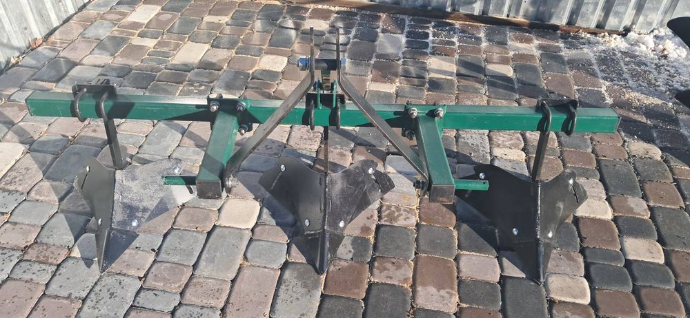 Продам окучники до міні трактора.